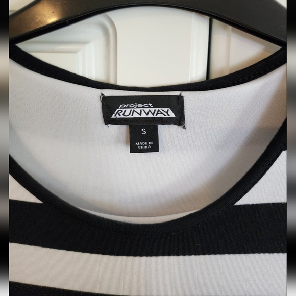 Project runway black white dress - Picture 2 of 5